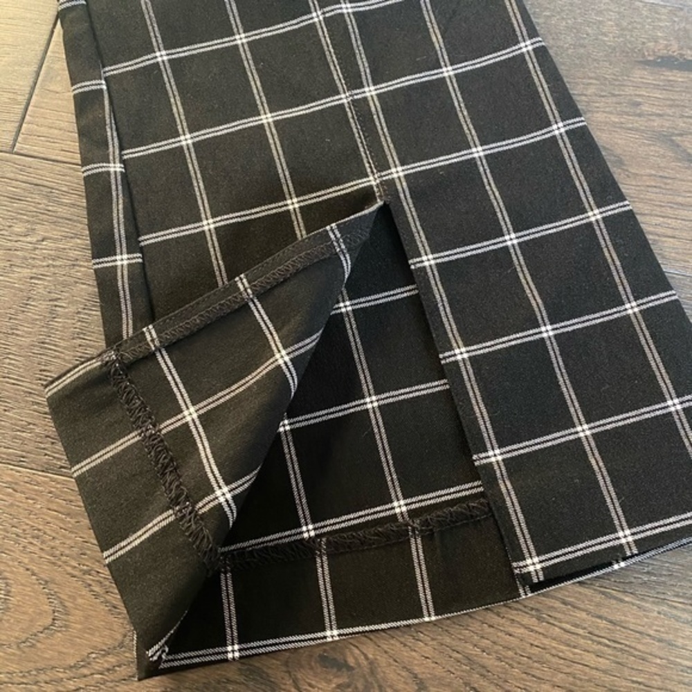 NWT Inc Capri Cut Cropped Checkered Trouser Size12 - Picture 2 of 6